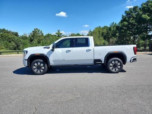 2026 GMC Sierra 2500 Denali