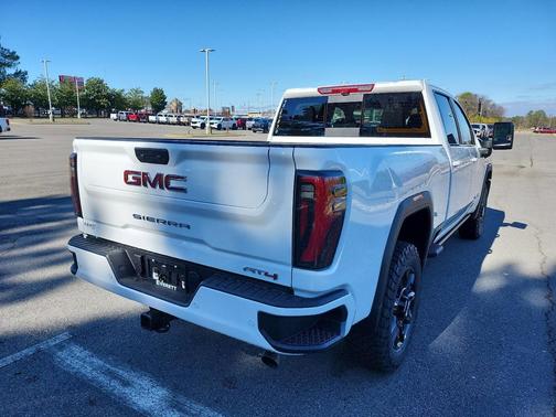 2026 GMC Sierra 2500 AT4