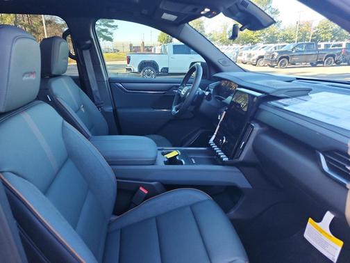 2026 GMC Acadia AT4 AWD