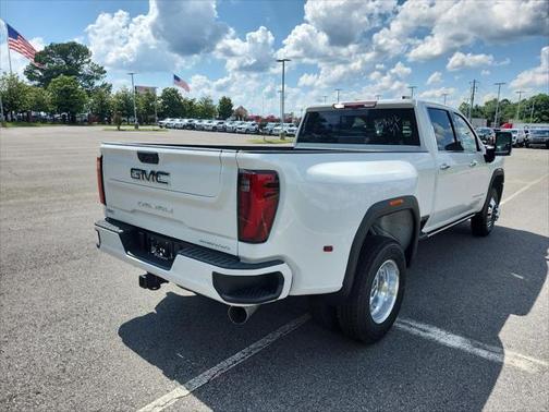 2025 GMC Sierra 3500 Denali