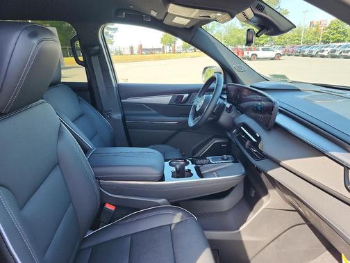 Moonstone Gray Metallic 2026 Buick Enclave Preferred FWD