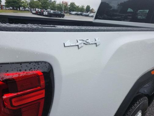 2025 GMC Sierra 2500 Base