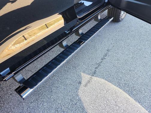 2023 GMC Canyon Denali