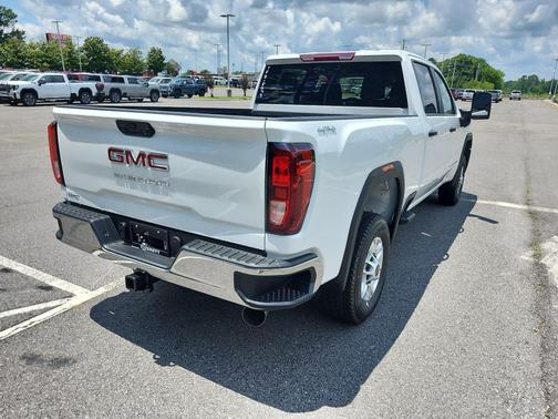 Summit White 2026 GMC Sierra 2500 Pro
