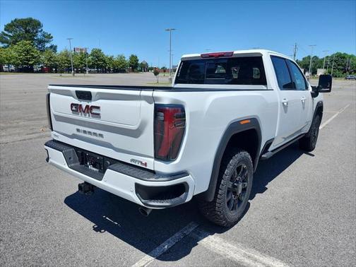 2025 GMC Sierra 2500 AT4