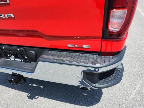 2025 GMC Sierra 2500 SLE