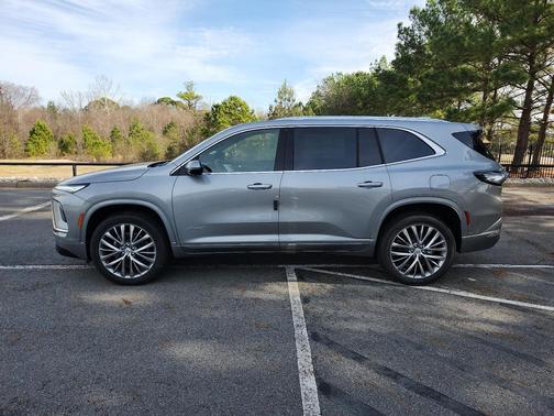 Moonstone Gray Metallic 2026 Buick Enclave Avenir FWD