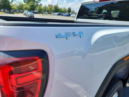 2025 GMC Sierra 2500 Base