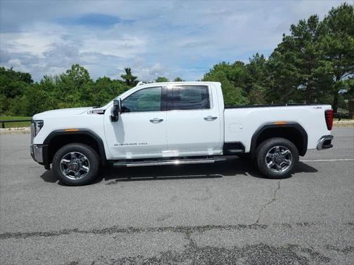 2025 GMC Sierra 2500 SLT