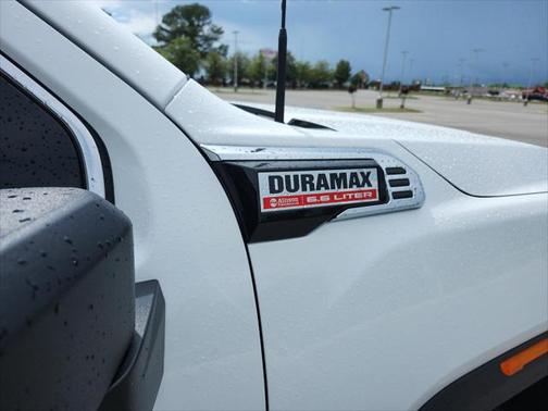 2025 GMC Sierra 2500 SLT