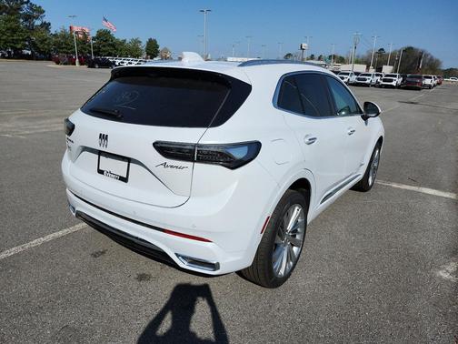 Iridescent White Tricoat 2026 Buick Envision Avenir AWD