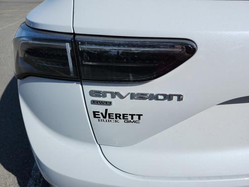 Iridescent White Tricoat 2026 Buick Envision Avenir AWD