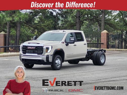 Coastal Dune 2026 GMC Sierra 3500 Base