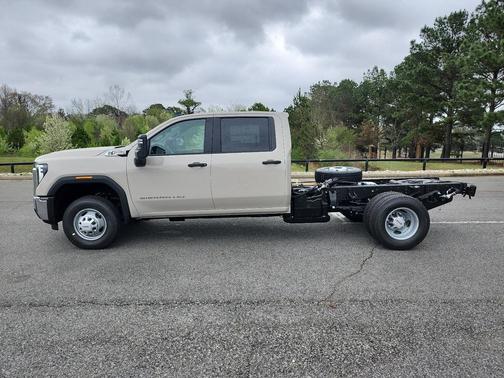 Coastal Dune 2026 GMC Sierra 3500 Base