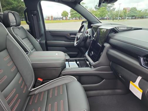 Sterling Metallic 2026 GMC Yukon 4WD AT4 Ultimate