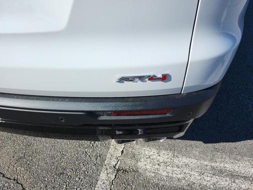 2026 GMC Acadia AT4 AWD