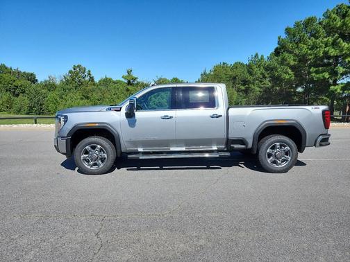 2025 GMC Sierra 2500 SLT