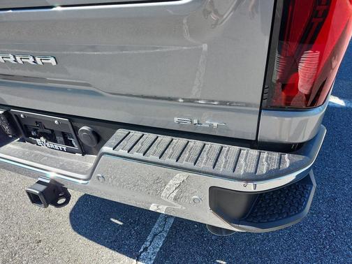 2025 GMC Sierra 2500 SLT