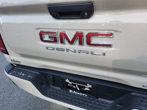 2026 GMC Canyon Denali