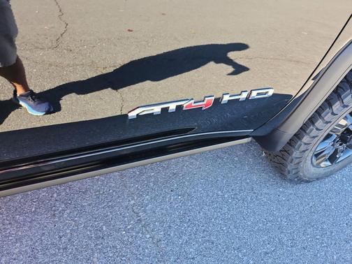 2026 GMC Sierra 2500 AT4