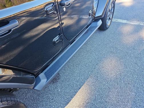 2023 Jeep Wrangler 4-Door Sahara 4x4