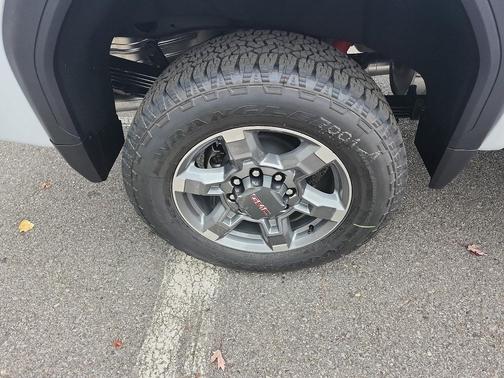 2026 GMC Sierra 2500 SLT