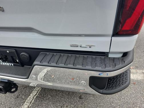 2026 GMC Sierra 2500 SLT