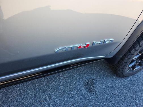 2026 GMC Sierra 2500 AT4