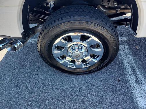Star White Metallic Tri-Coat 2025 Ford F-250 King Ranch