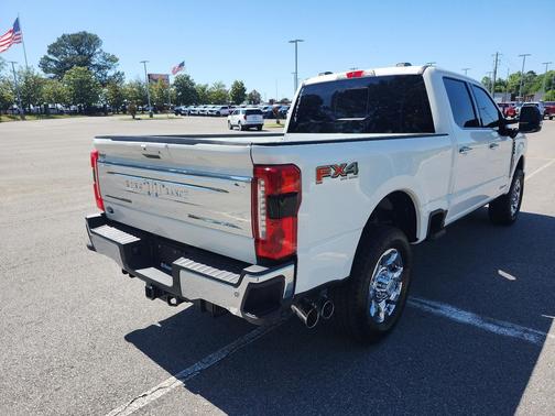 Star White Metallic Tri-Coat 2025 Ford F-250 King Ranch