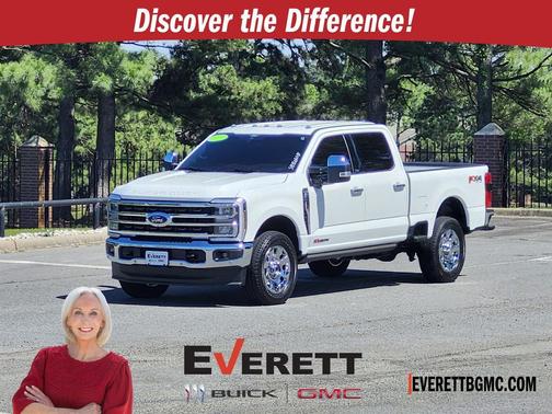 Star White Metallic Tri-Coat 2025 Ford F-250 King Ranch
