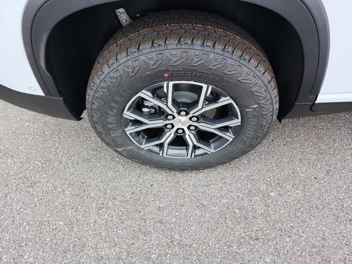 2026 GMC Acadia AT4 AWD