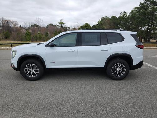 2026 GMC Acadia AT4 AWD