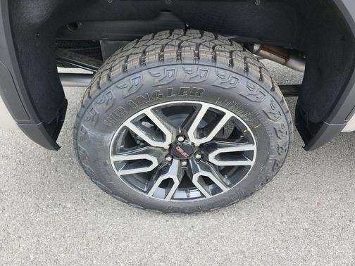 Coastal Dune 2026 GMC Sierra 1500 AT4