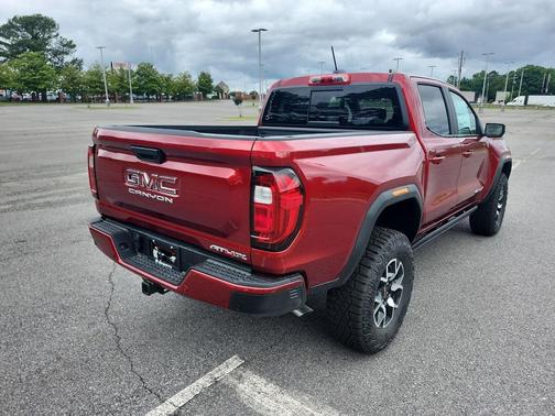 2025 GMC Canyon AT4