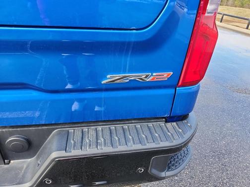 2023 Chevrolet Silverado 1500 ZR2