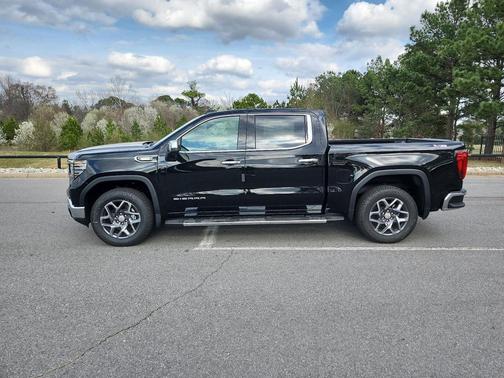 Onyx Black 2026 GMC Sierra 1500 SLT