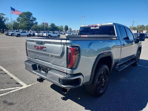 2024 GMC Sierra 2500 AT4