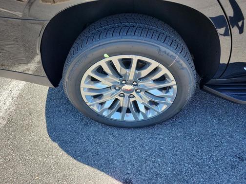 2026 GMC Yukon 4WD Elevation