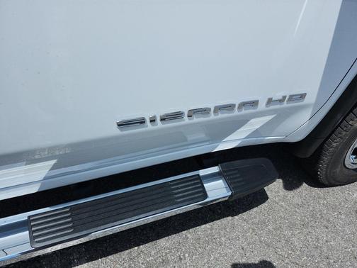 Summit White 2026 GMC Sierra 3500 SLE