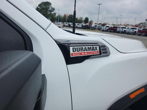 2026 GMC Sierra 2500 AT4