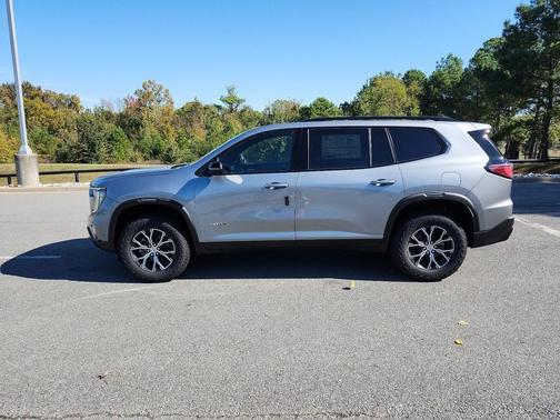 2026 GMC Acadia AT4 AWD