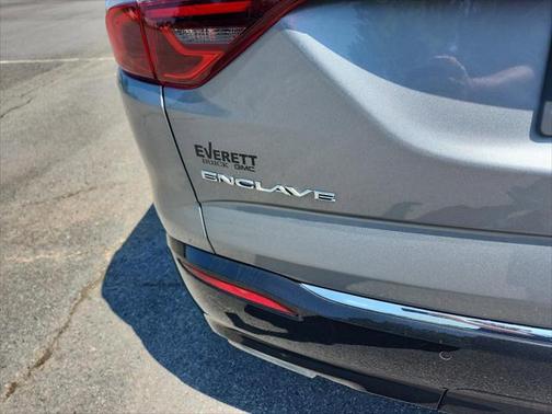 2023 Buick Enclave Essence FWD