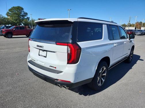 2026 GMC Yukon XL 4WD AT4 Ultimate