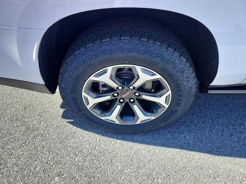 2026 GMC Yukon XL 4WD AT4 Ultimate