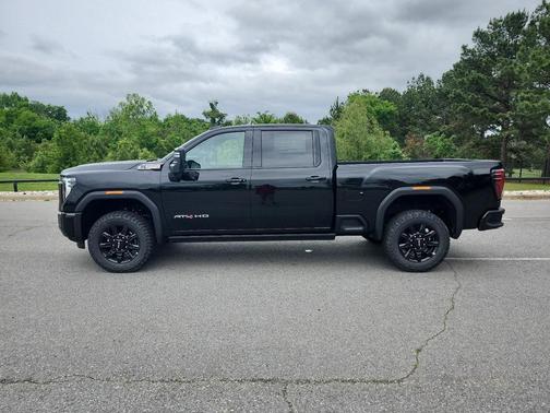 Onyx Black 2026 GMC Sierra 3500 AT4