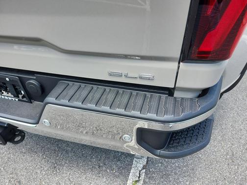 White Sands 2026 GMC Sierra 3500 SLE