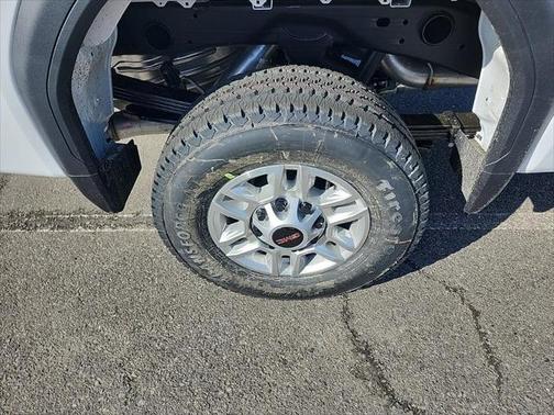 2025 GMC Sierra 2500 Base