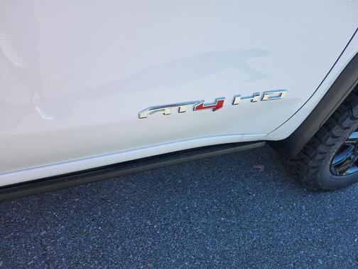 2026 GMC Sierra 2500 AT4