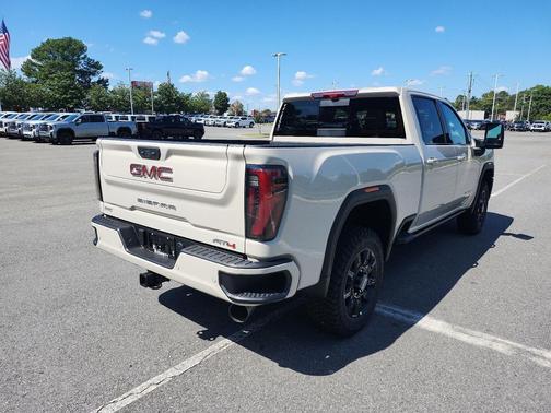 2026 GMC Sierra 2500 AT4